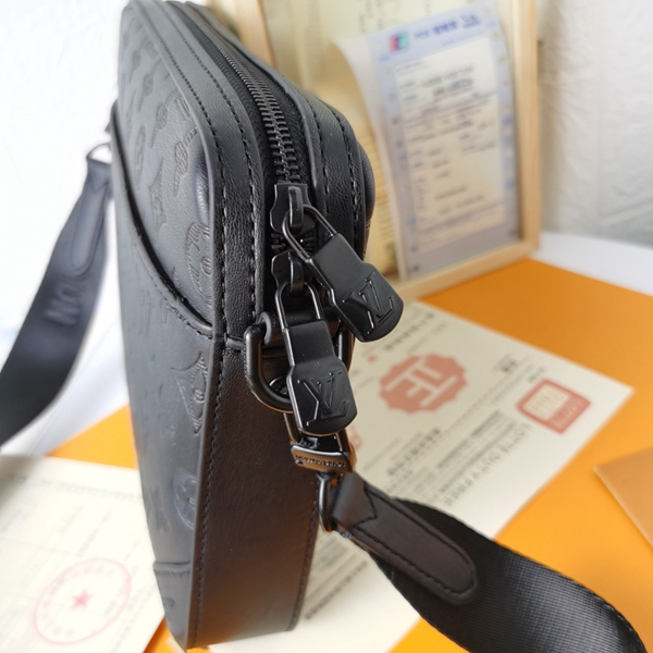 ルイヴィトンバッグ素材ディテール